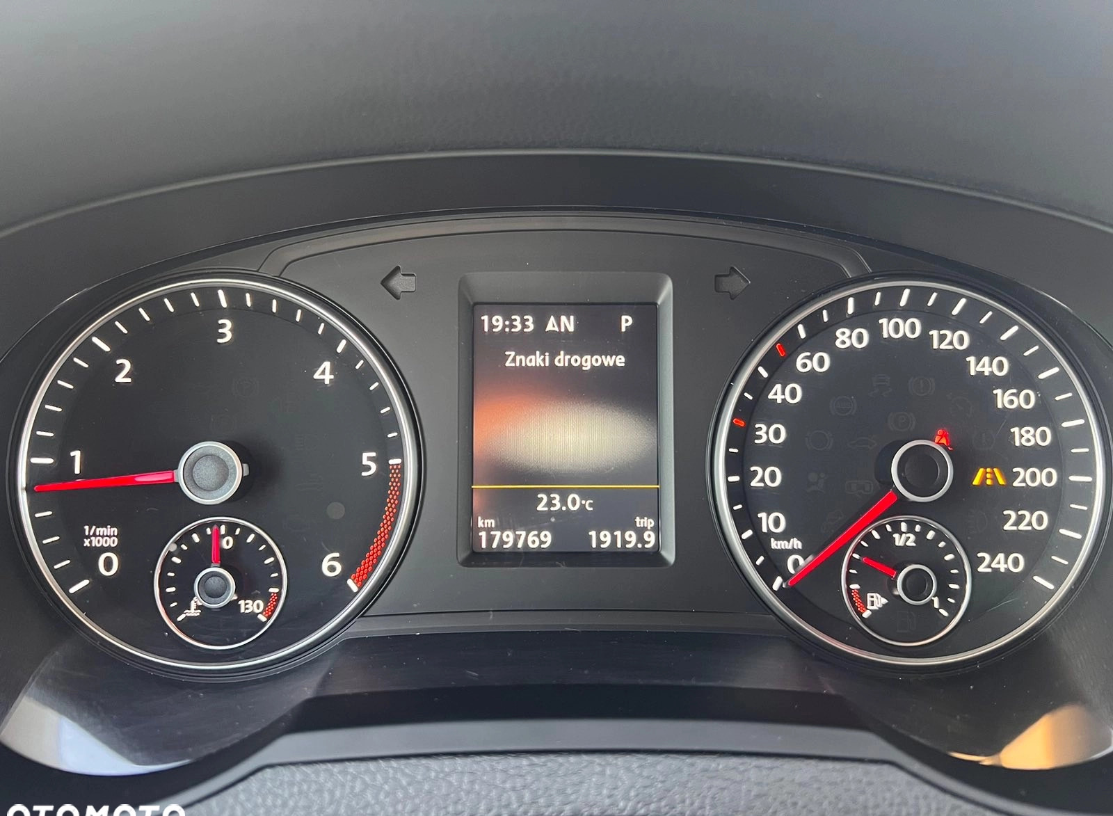 Volkswagen Sharan cena 85000 przebieg: 180000, rok produkcji 2019 z Wrocław małe 301